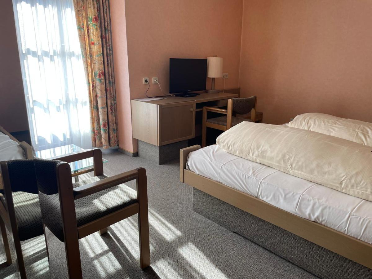 Waldhotel Felsentor ฮาวเอนชไตน์ ภายนอก รูปภาพ
